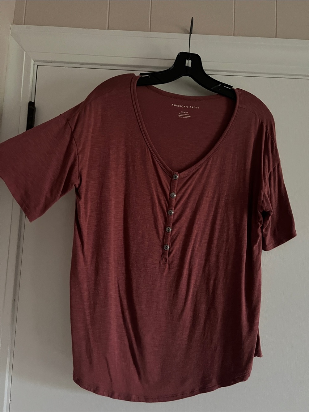 American Eagle Outfitters Short Sleeve Henley Tee - Rust
